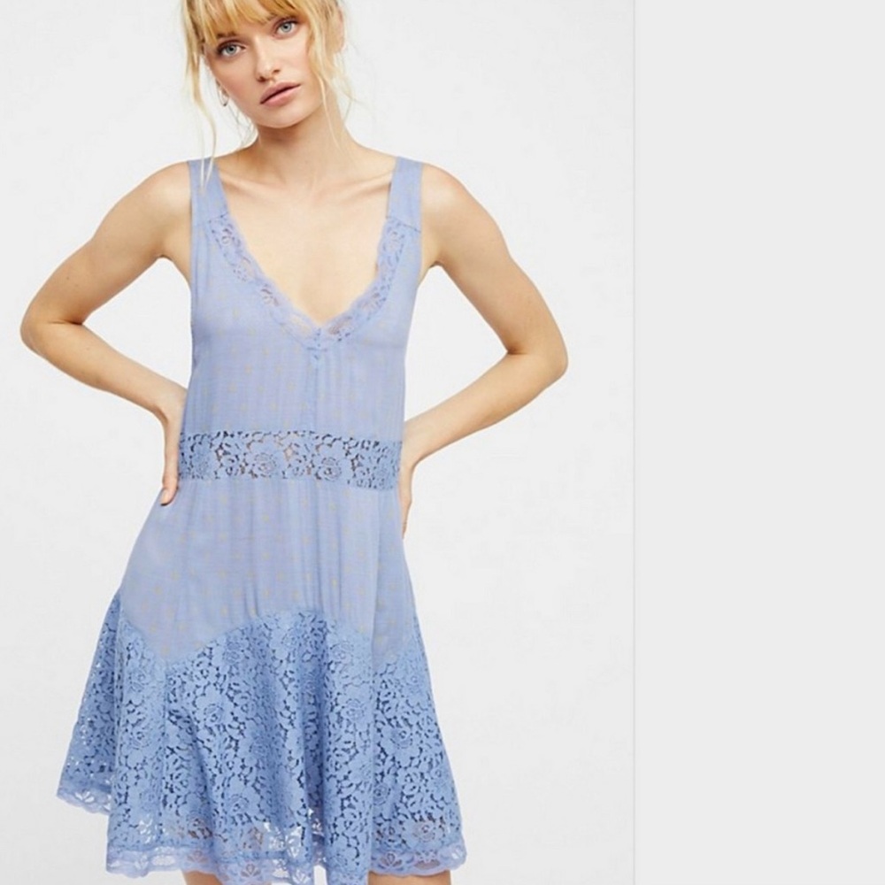 FREE PEOPLE Any Party Trapeze Slip
Minidress